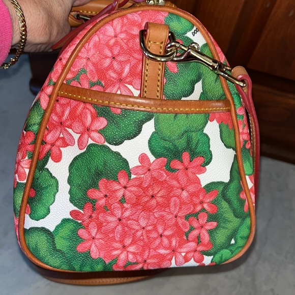 Dooney & Bourke Satchel crossbody bag genuine leather geraniums pink/red/gree - Picture 9 of 17